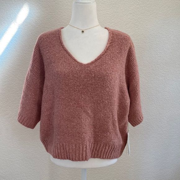 Carve Designs Sweaters - ❤️woman’s sweater 🌸